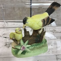 Vintage Porcelain Figurine Yellow Goldfinches Mama Bird Feeding Hatchlin... - £19.34 GBP