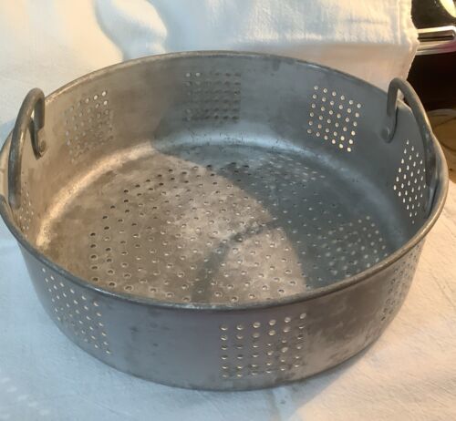 Vtg Aluminum Colander/Steamer - $14.01