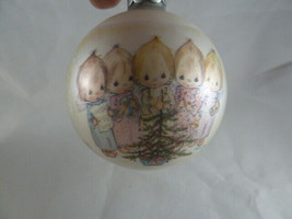 Betsey Clark Silvestri Heirloom collection glass ball Christmas Ornament 3.25&quot; - £11.63 GBP