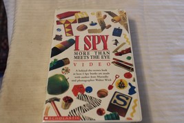 I SPY More Than Meets The Eye Video VHS Scholastic Behind The Scenes Clam Shell - £11.01 GBP