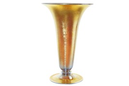 Large 1920&#39;s Steuben Aurene Footed Flared vase shape - £657.91 GBP