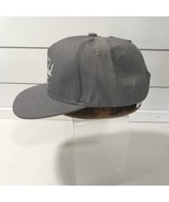 Herschel Supply Co. Hat Gray Men&#39;s Heather Gray Snapback Flat Brim Hat Cap - €13,75 EUR