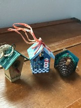 Estate Lot of 3 Resin with Metal Roof &amp; Painted Wood Mini Bird House Christmas  - £10.43 GBP