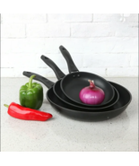 Mainstays 3-Piece Non-Stick Aluminum Skillet Set, Black - $25.45 CAD
