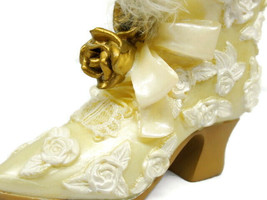 Avon Victorian Era Cream Flower Boot Christmas Ornament or Display 2000 Vintage - £22.94 GBP