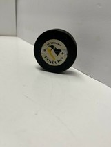 Pittsburgh Penguins Official NHL Logo Trench MFG Czechoslovakia Hockey Puck - £15.47 GBP