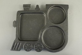 YORK Metalcrafters 1975 Metal Child&#39;s Food Dish Tray Figural TRAIN Plate - $333.09 MXN