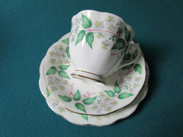Royal Albert England &quot;Travellers Joy&quot; 1950s Trio Cup Saucer Plate [95] - £51.71 GBP