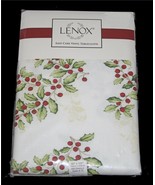 LENOX Berries Holly Christmas Vinyl Flannel Back 60 x 102 Textured Table... - $37.03 CAD