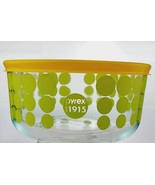 4 Cup Decorated Pyrex 100 Year Anniversary Green with Yellow Lid  - $186.56 MXN