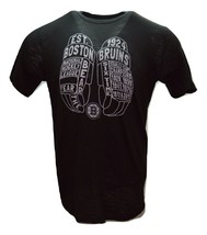 &#39;47 Boston Bruins NHL Est. 1924 Jet Black Scrum Hockey Gloves Men&#39;s T Shirt - £19.71 GBP