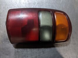 Driver Left Tail Light For 00-03 Chevrolet Suburban 1500  5.3 - $39.55 Driver Left Tail Light For 00-03 Chevrolet Suburban 1500  5.3 - $39.55