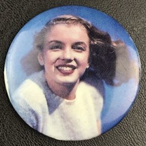 Hollywood Actress Vintage Pin Button Pinback - $12.95