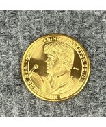ELVIS PRESLEY Gold 1.5” Coin Grand Casino ‘98 Anniversary Comeback Serie... - £13.32 GBP