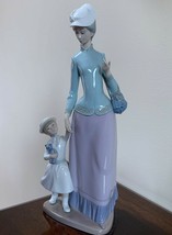 Lladro Mother Daughter Homecoming Lady Woman Holding Childs Hand Retired... - £196.64 GBP