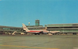 Philadelphia Pennsylvania International Airport TWA Airline Postcard I1 - £4.43 GBP