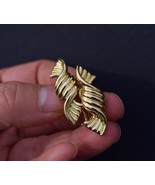 Judith Leiber 18K Yellow Gold Swirl Earrings Candies Omega Back - $1,995.00