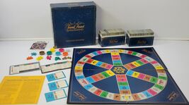 *E) Trivial Pursuit Master Game Genus Edition Horn Abbot Selchow &amp; Right... - $9.89