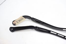 06-13 BMW E90 WINDSHIELD WIPER ARMS PAIR E2639 image 9