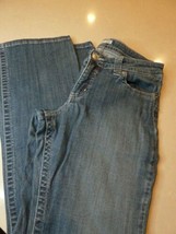 LEE Women&#39;s Slender Secret Fit straight Leg Jeans 12 M W 32 I 31 R 9 - $16.82