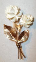 Vintage Carved 2 Flower Brooch / Pin  1/20 12k Gold Filled - £10.94 GBP