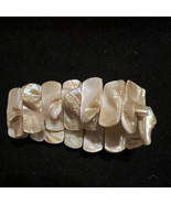 Mother Of Pearl Shell Beautiful Stretch Bracelet Chunky - $472.40 MXN