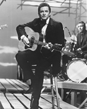 Johnny Cash 1960&#39;S In Concert Seated On Stool 16x20 Canvas Giclee - $69.99