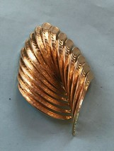Vintage Large Slightly Dimensional Abstract Aspen Leaf Pin Brooch – 1 and 5/8th’ - £10.34 GBP