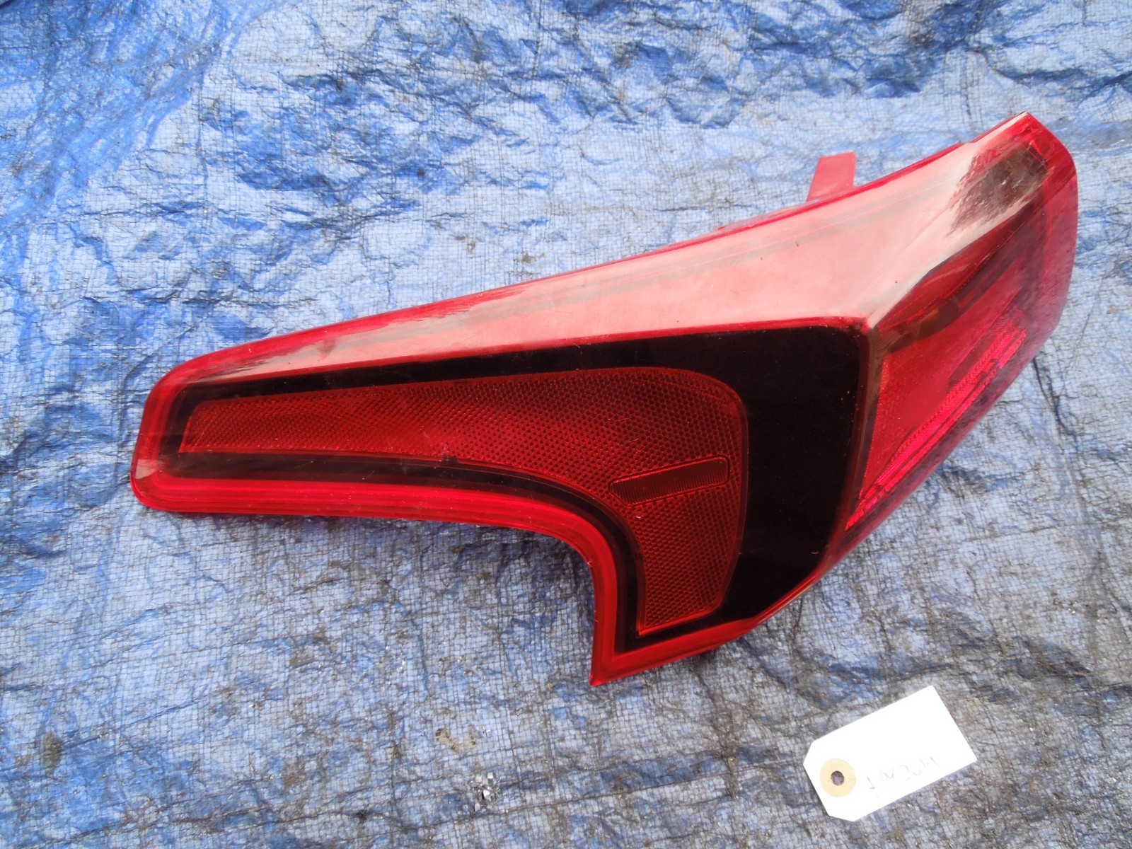 2019 Hyundai Santa Fe left driver side taillight assembly OEM rear light LH Item image 6