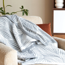 Norwegian Designer Art Jacquard Leaf Knitted Blanket Thread Rug Sofa Dec... - $47.52