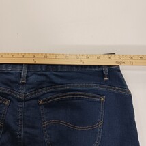 LEE RIDERS Shape Illusions Women's Blue Slim Fit Stretch Denim Skirt Size 14M image 7