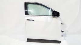Front Right Door 8624 Summit White OEM 2010 2017 Chevrolet Equinox - $183.79