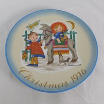 Schmid 1976 Christmas Sister Berta Hummel Sacred Journey Plate Sixth Vintage - £11.35 GBP