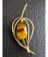 Goldtone Wire Tiger Eye Brooch Pin - $32.49 CAD