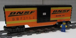 Custom Train BNSF 2 Boxcar -PLEASE READ ITEM DESCRIPTION- - £88.01 GBP