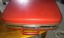 Vintage Samsonite Silhouette Strawberry Red Hard Sides Travel Suitcase  Lugage - £23.97 GBP