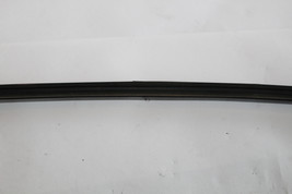 2012-2014 HYUNDAI VELOSTER FRONT RIGHT DOOR WINDOW BELT WEATHERSTRIP K151 image 8