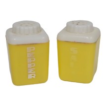 Vintage 50s Lustro-Ware Salt &amp; Pepper Yellow Shakers Mid-Century Modern - £9.40 GBP