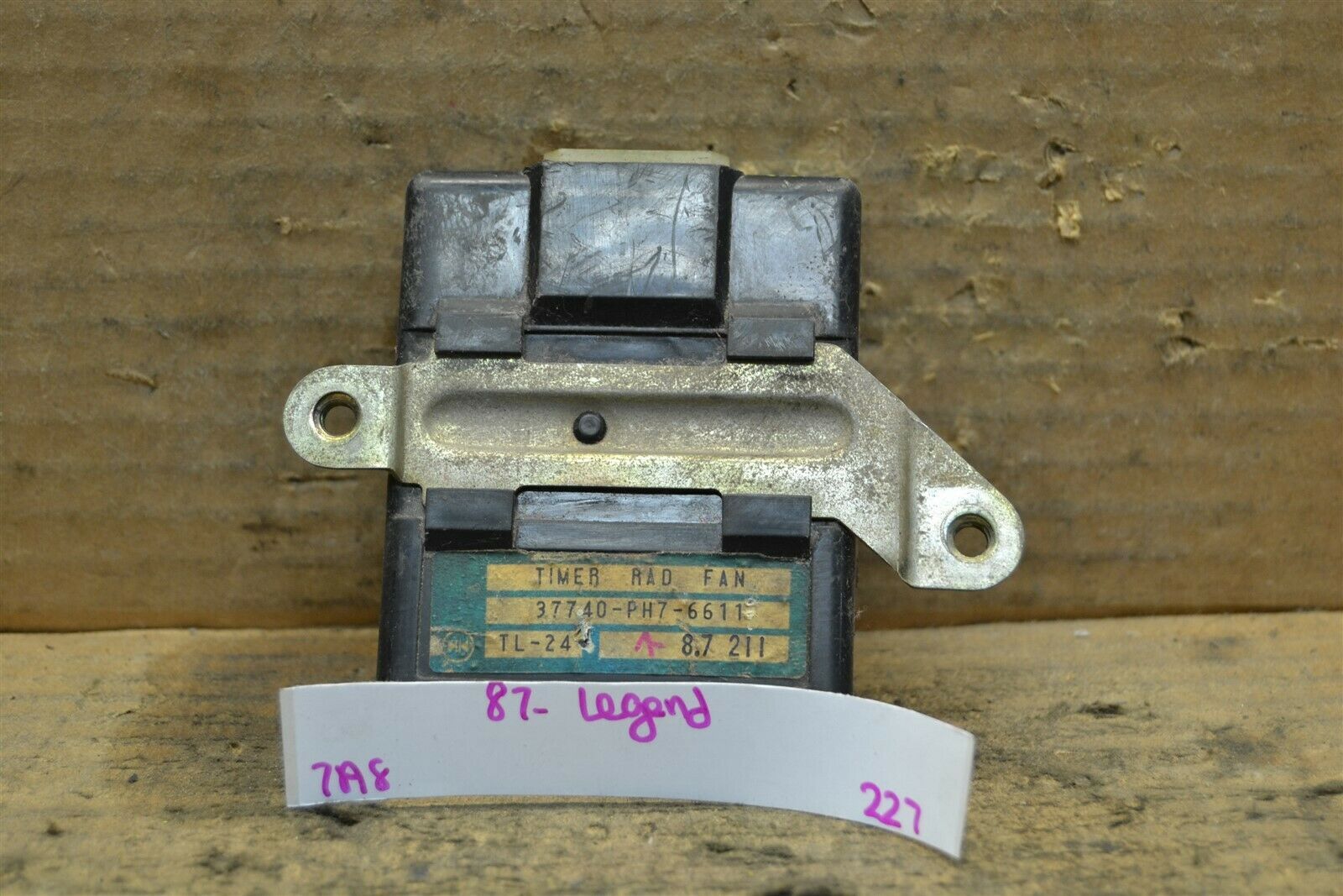1987 ACura Legend Fan Control 37740PH76611 Module 227-7a8 - $6.99
