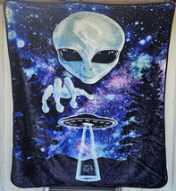 ALIEN UFO SPACESHIP VISITOR OUTER SPACE STARS GALAXY QUEEN BLANKET BEDSP... - $58.46