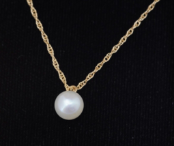 14K Gold Akoya Cultured Pearl Solitaire Minimalist Pendant Necklace 6.5 MM &amp; Box - £92.13 GBP