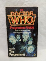 The Dr Who Programme Guide Vol 1 Book - £5.53 GBP