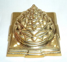 Shree Yantra Meru in Brass - Hollow in Centre - $2,260.27 MXN