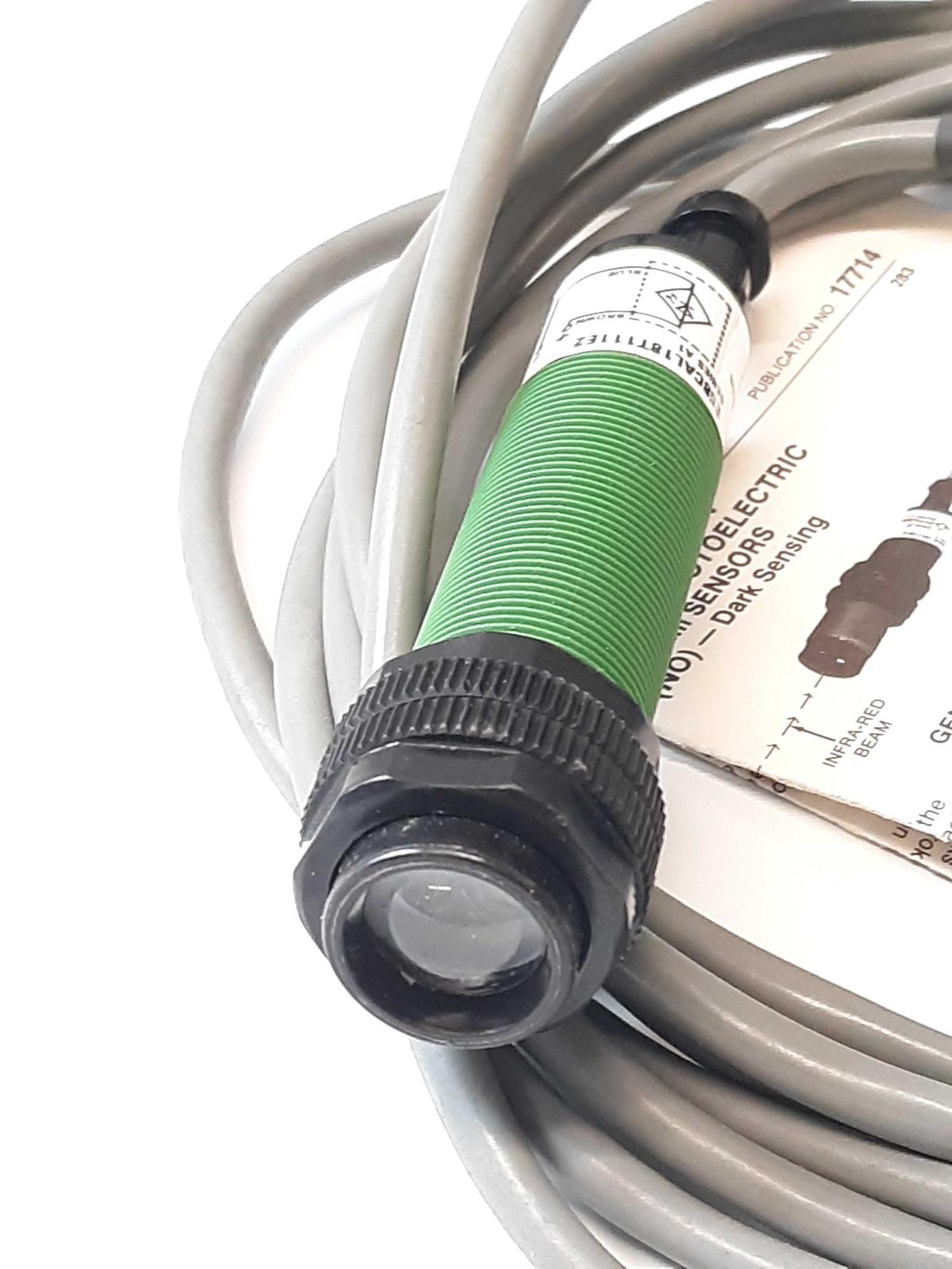 Culter Hammer E58CAL18T111E2 SERIES A1 Photoelectric Sensor Thru-Beam Em... - $25.00