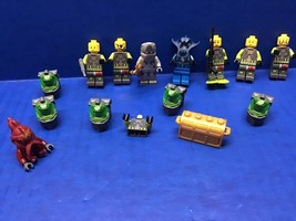 Lego Atlantis Minifigure Lot (lot #174) - £31.93 GBP