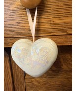 Vintage Pier 1 Imports Iridescent Ceramic Heart Sachet Ornament – Made i... - $241.17 MXN