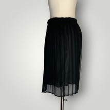 Vintage Black Chiffon Pleated Skirt Short Lined Unbranded Elastic Waist Medium F - £14.20 GBP