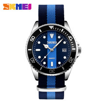 Men&#39;s Waterproof Watch Distinctive Quartz Machine Heart Fashion Cloth Belt Men&#39;s - £30.11 GBP