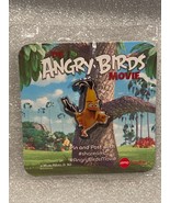 1 Angry Birds Movie Yellow Bird Pin w/Rubber Backing *NEW* e2 - $17.76 CAD