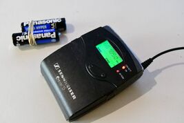 sennheiser EW300 SK300 G2 661-850 MHz Bodypack Transmitter TESTED #1 w2c2 - $1,233.77 MXN